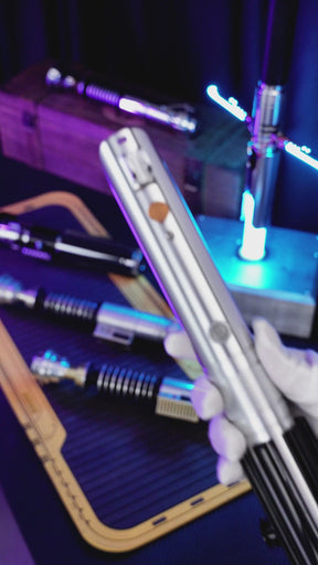 Anakin Luke Skywalker Lightsaber Smooth Swing Motion Control Saber 16 Sound Fonts Color Changing