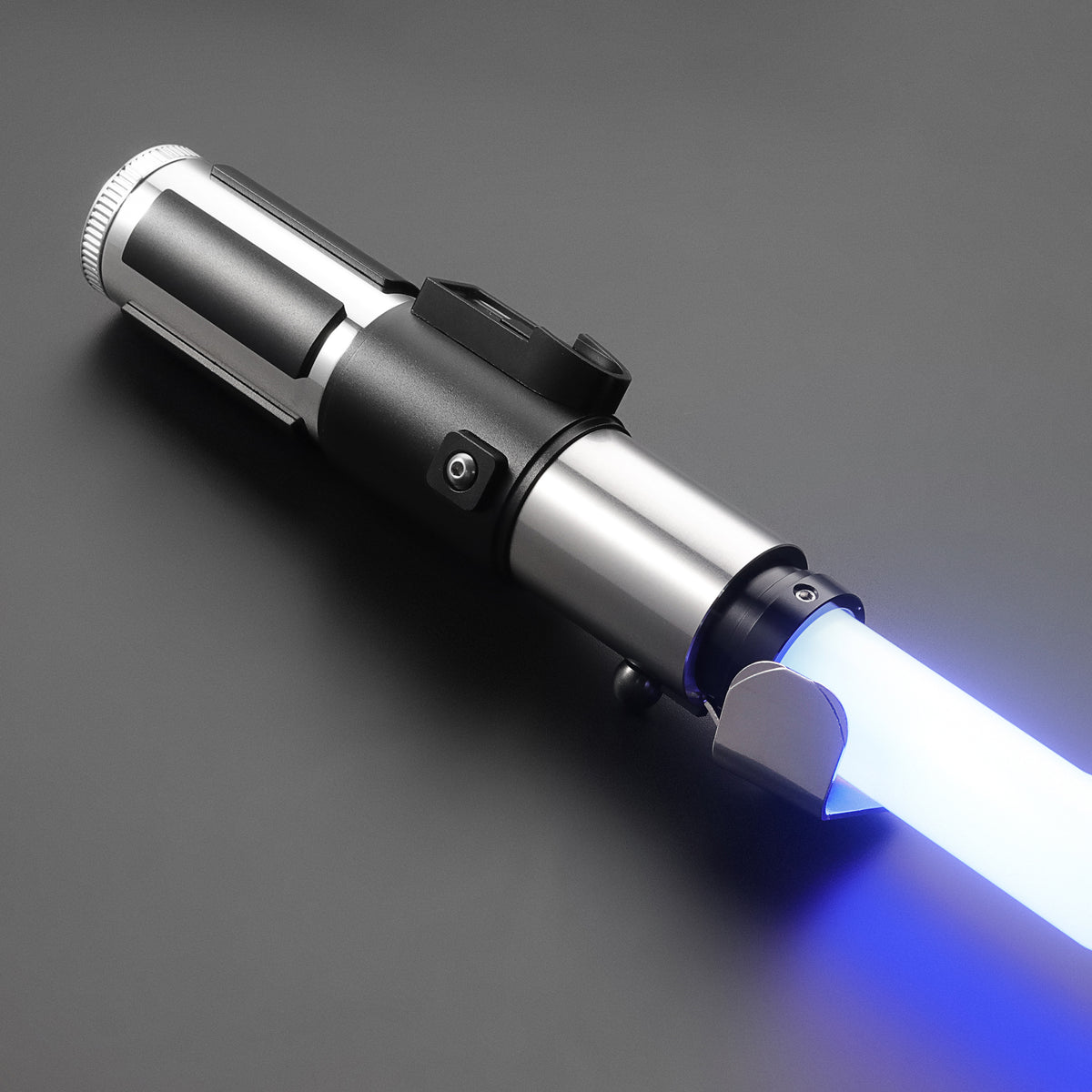 SaberCustom Master Lightsaber Xenopixel v3 Light Saber Small Size Collection and Display Saber